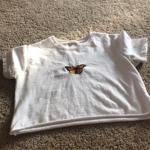 Cute Cropped butterfly T-shirt